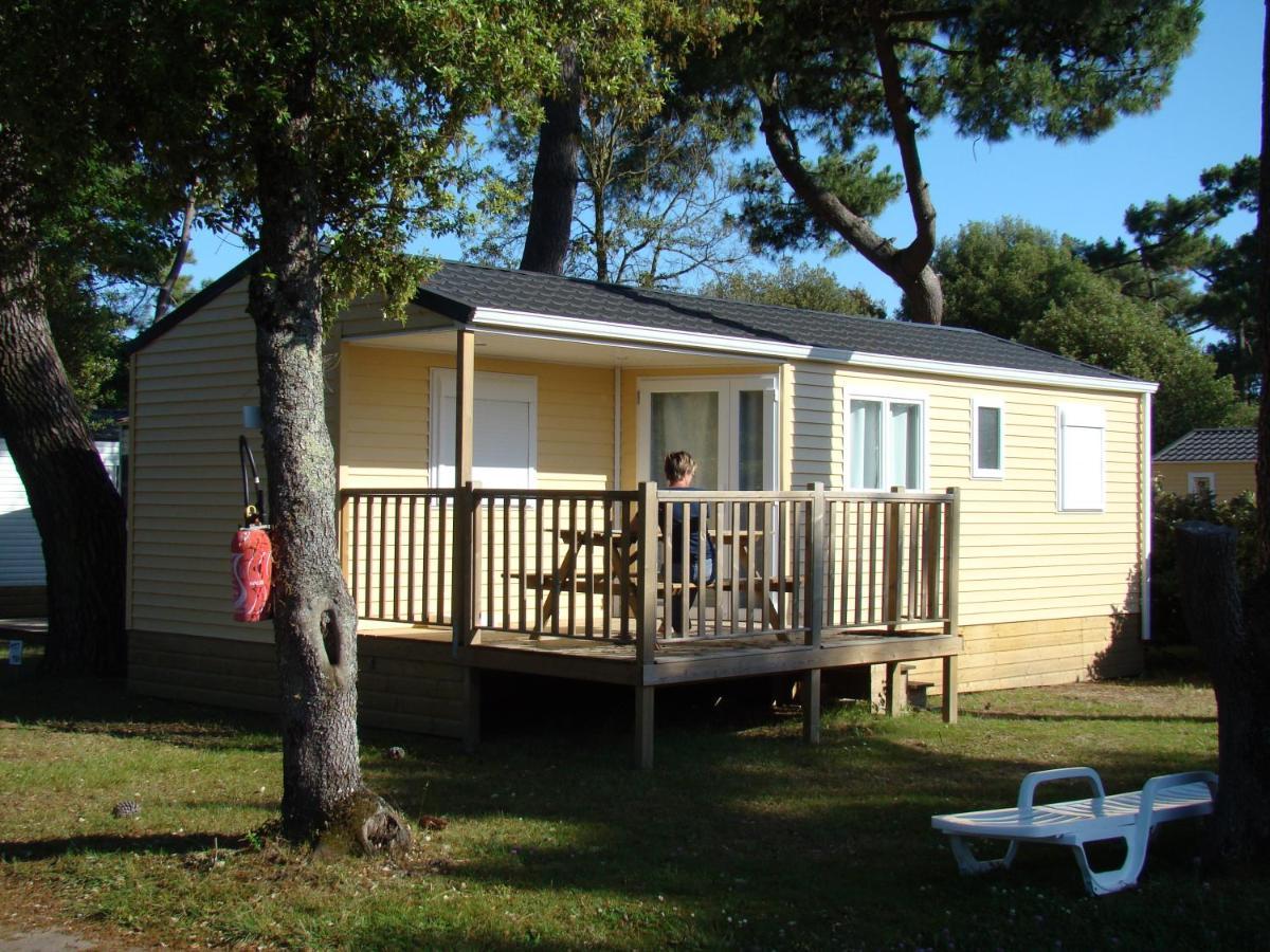 מלון סן-פאלה-סור-מר Camping Le Puits De L'Auture חדר תמונה
